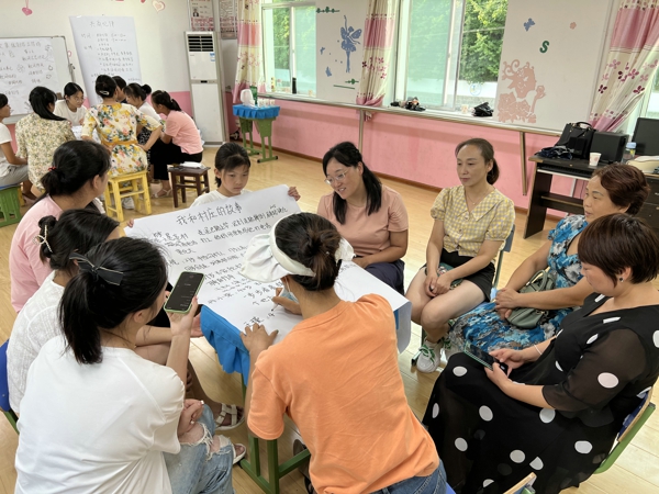 “秦岭最美小镇”火烧店唱响村歌