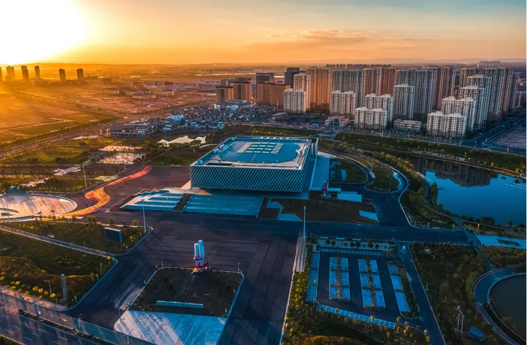 【沿着黄河遇见海】兰州新区:来着大西北的“10后”_fororder_12