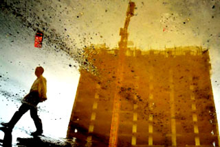 地产泡沫之殇:众多三四线城市新区宛若鬼城