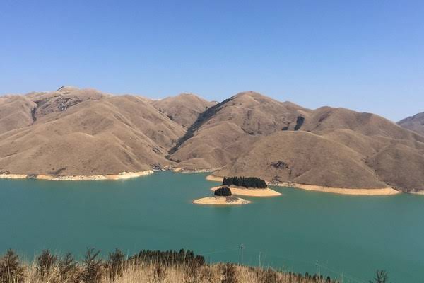 新疆到云南边境旅游线路,新疆到云南边境旅游线路图