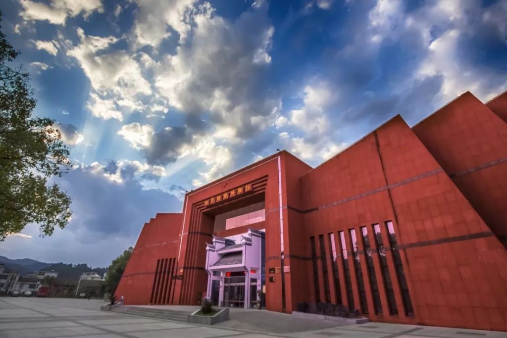 株洲旅游十大必去景区(湖南株洲旅游景点大全排名)