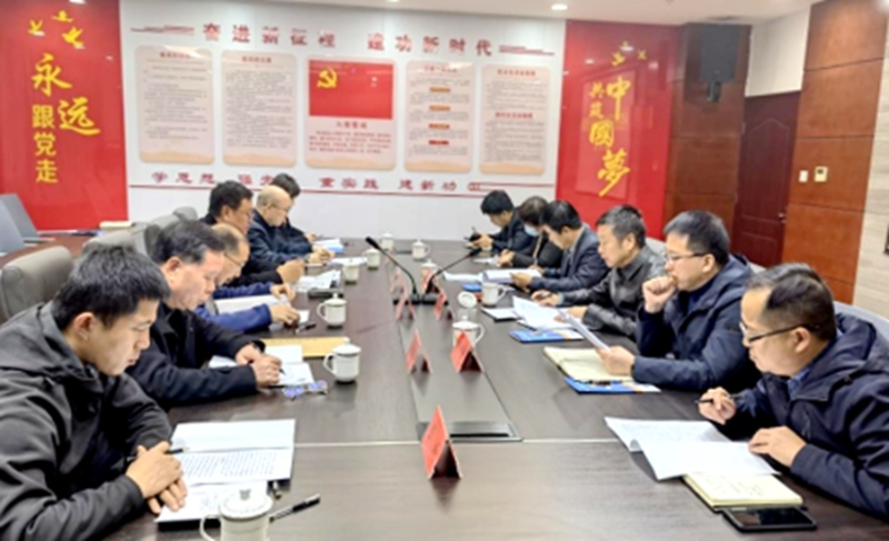 11月23日，陕西省开发区协会来白水高新区走访调研。