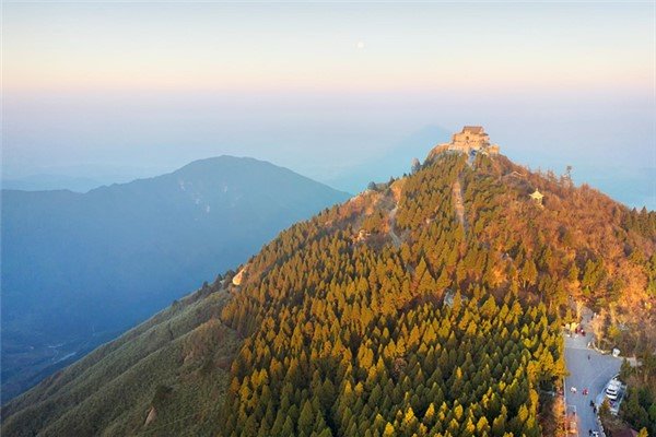 衡山在哪里属于哪个省 湖南省衡阳市南岳区五岳之一