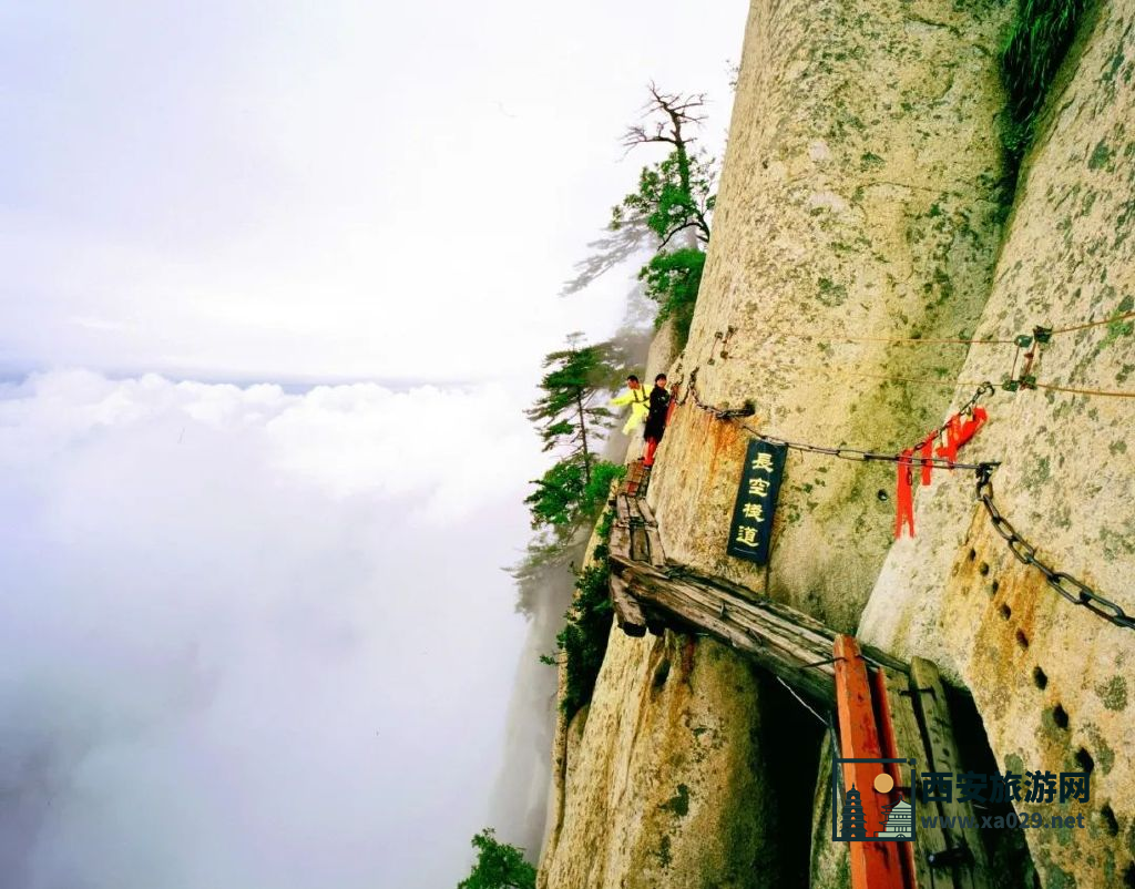 华山门票最新价格大全：旺季/淡季/索道全攻略