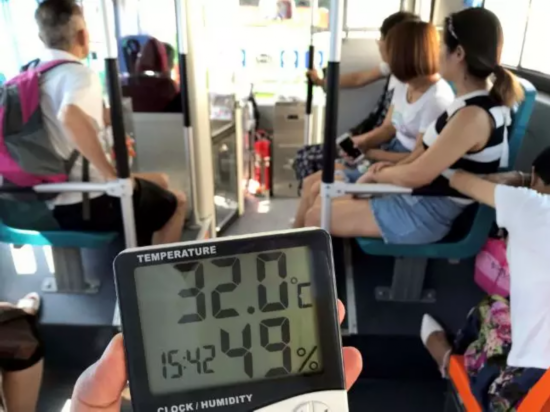 西安大部已超40度! 记者实测:钟楼地表温度破60度