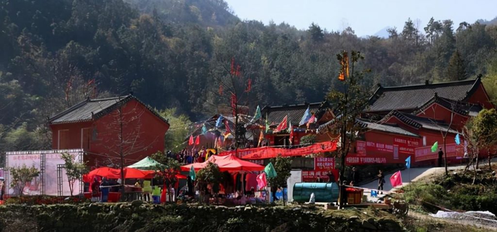 十堰旅游攻略景点必去(湖北十堰旅游景点大全排名)