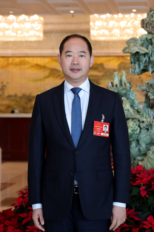 全国人大代表,山东鲁花集团有限公司党委书记、董事长孙东伟。 受访方供图