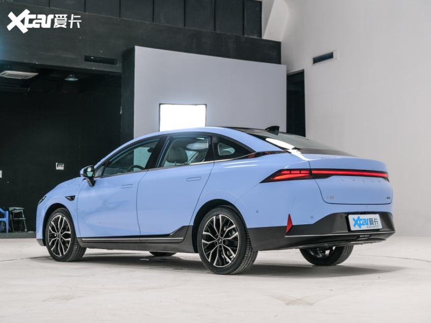 小鹏汽车2021款小鹏P5