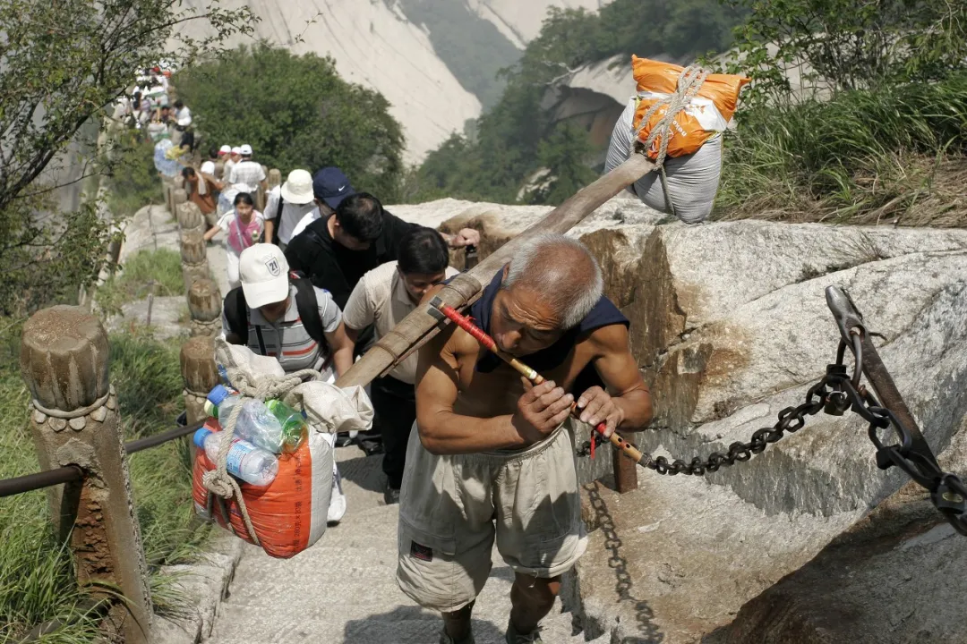 千古英雄地，奇险第一山：什么是华山？