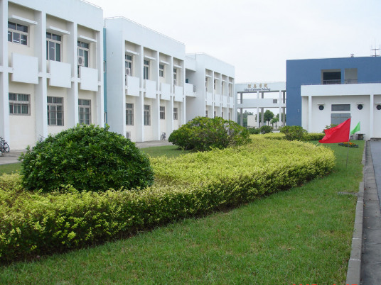 咸阳最强高中学校排名一览表(2023咸阳市10所重点高中名单)-广东技校排名网